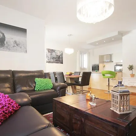 Marieta Apartment *