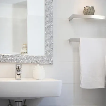 Apartment Marieta *